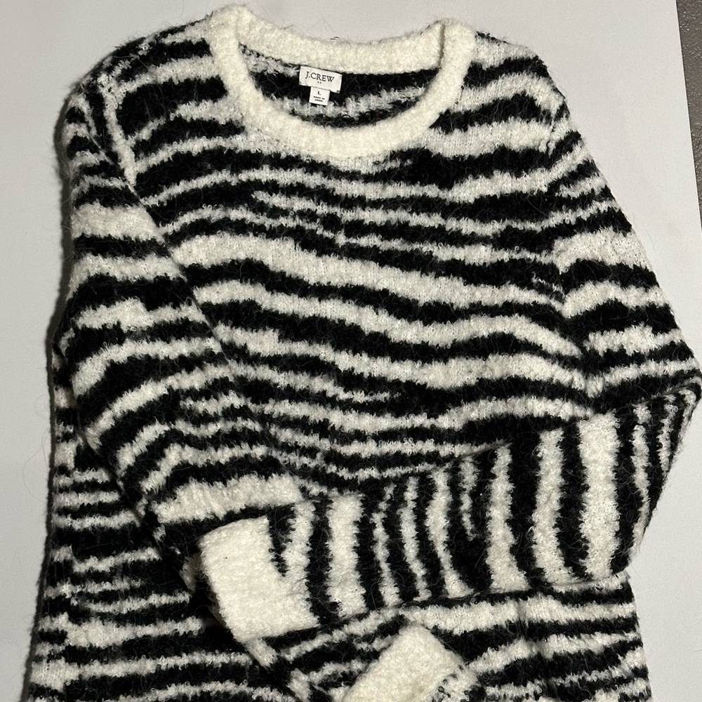 J.CREW Boucle Zebra Sweater L